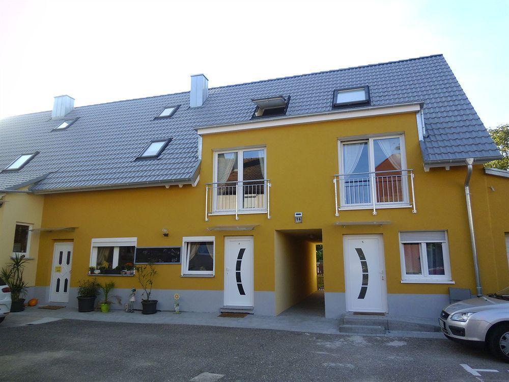 Pension Lelila Rust - Ex Gaestehaus Milella Exterior photo